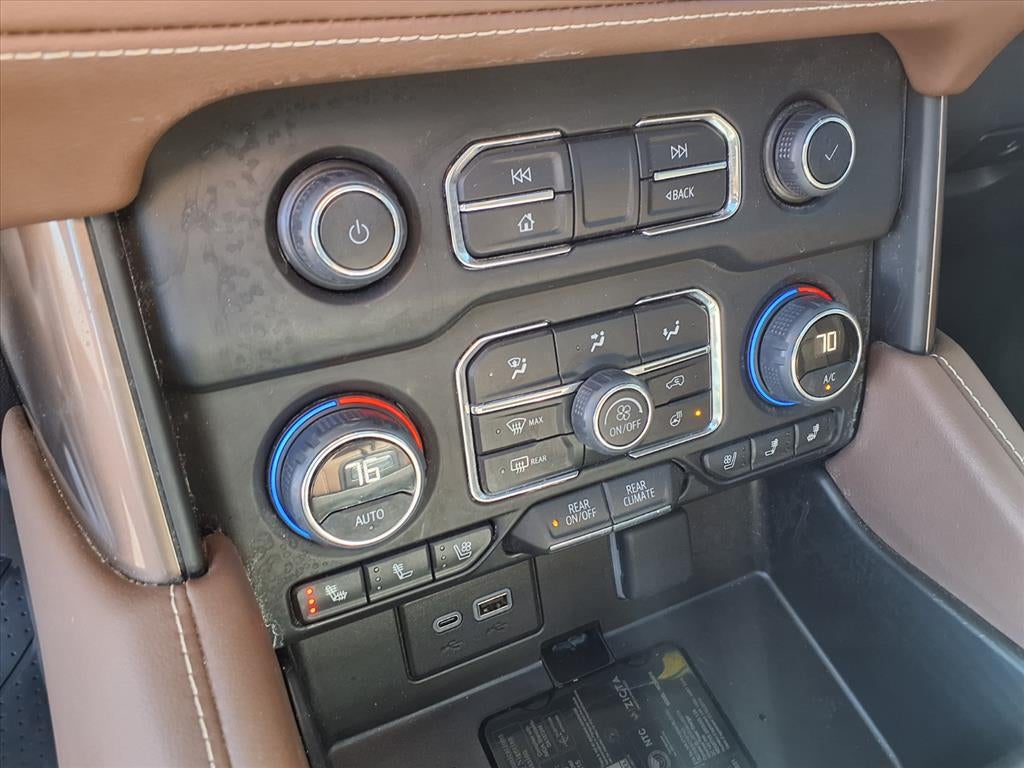 2023 Chevrolet Suburban High Country