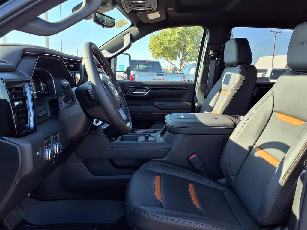 2025 GMC Sierra 2500 HD AT4