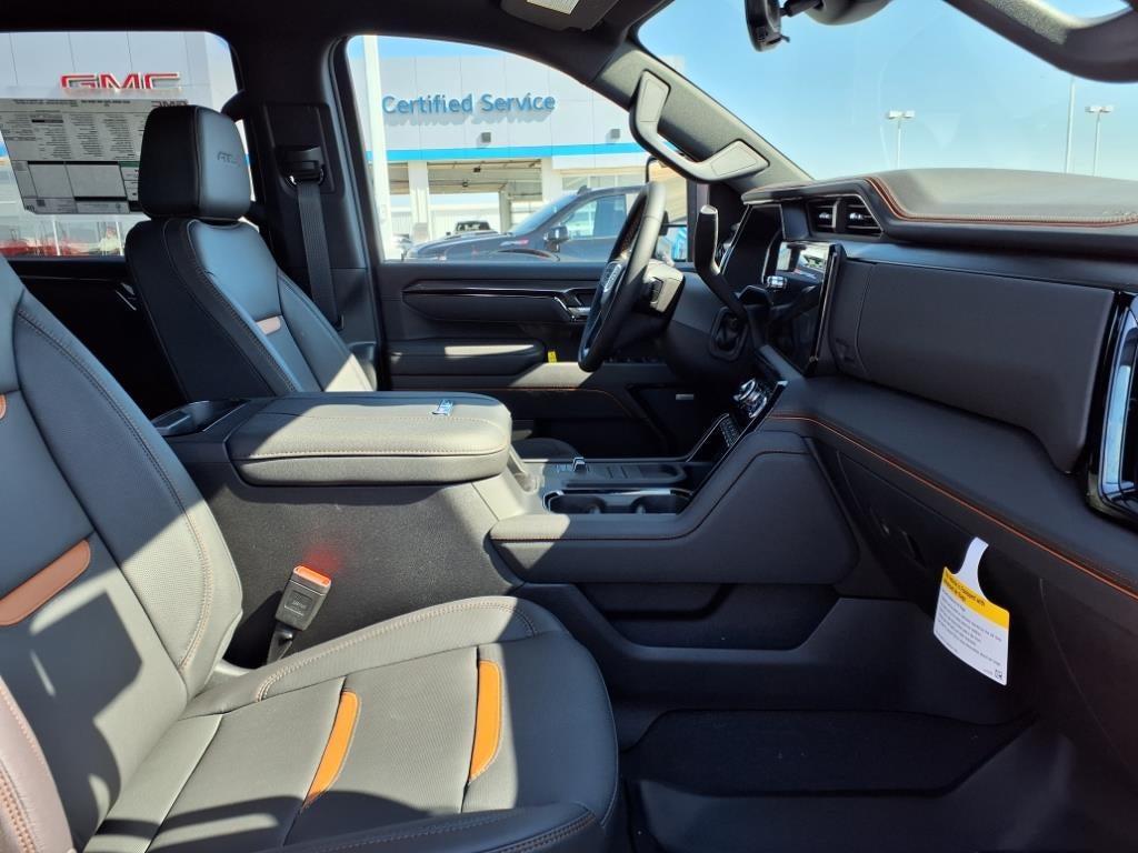 2025 GMC Sierra 2500 HD AT4