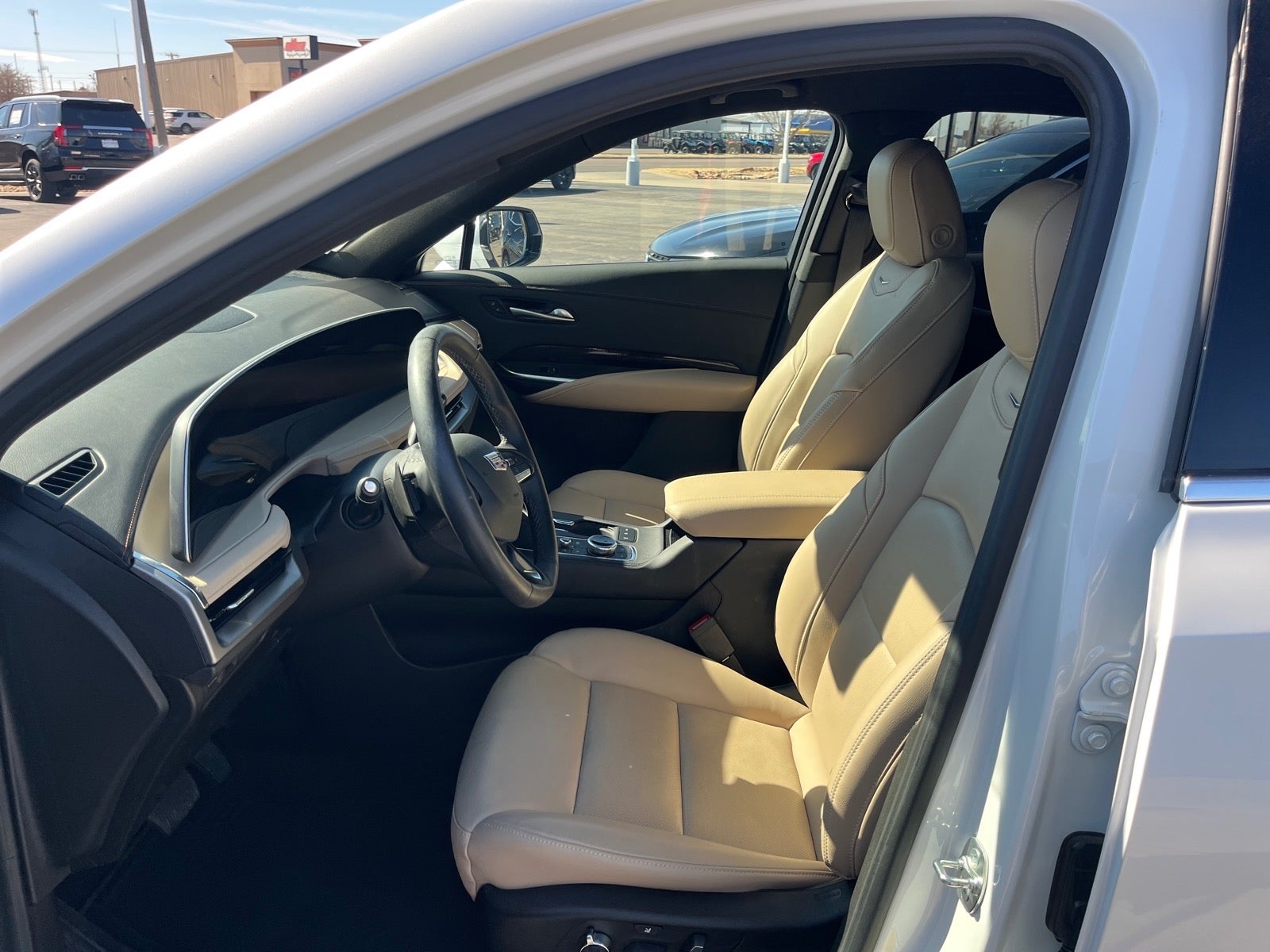 2024 Cadillac XT4 Premium Luxury