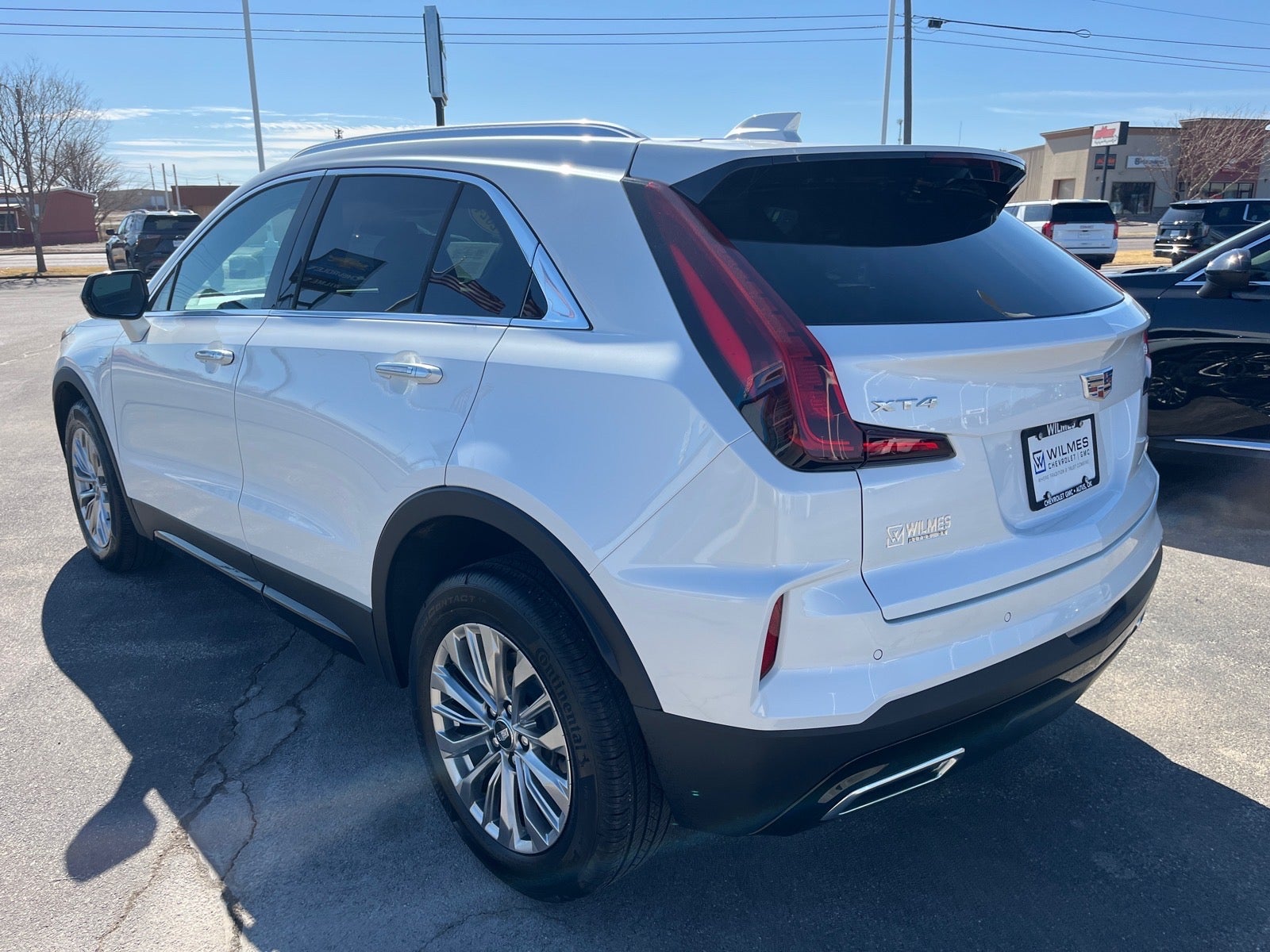 2024 Cadillac XT4 Premium Luxury