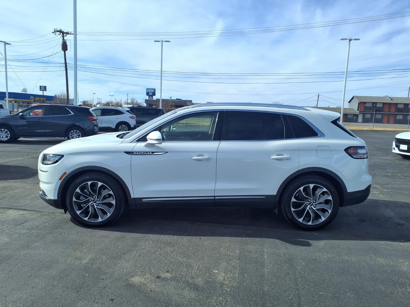 2021 Lincoln Nautilus Reserve