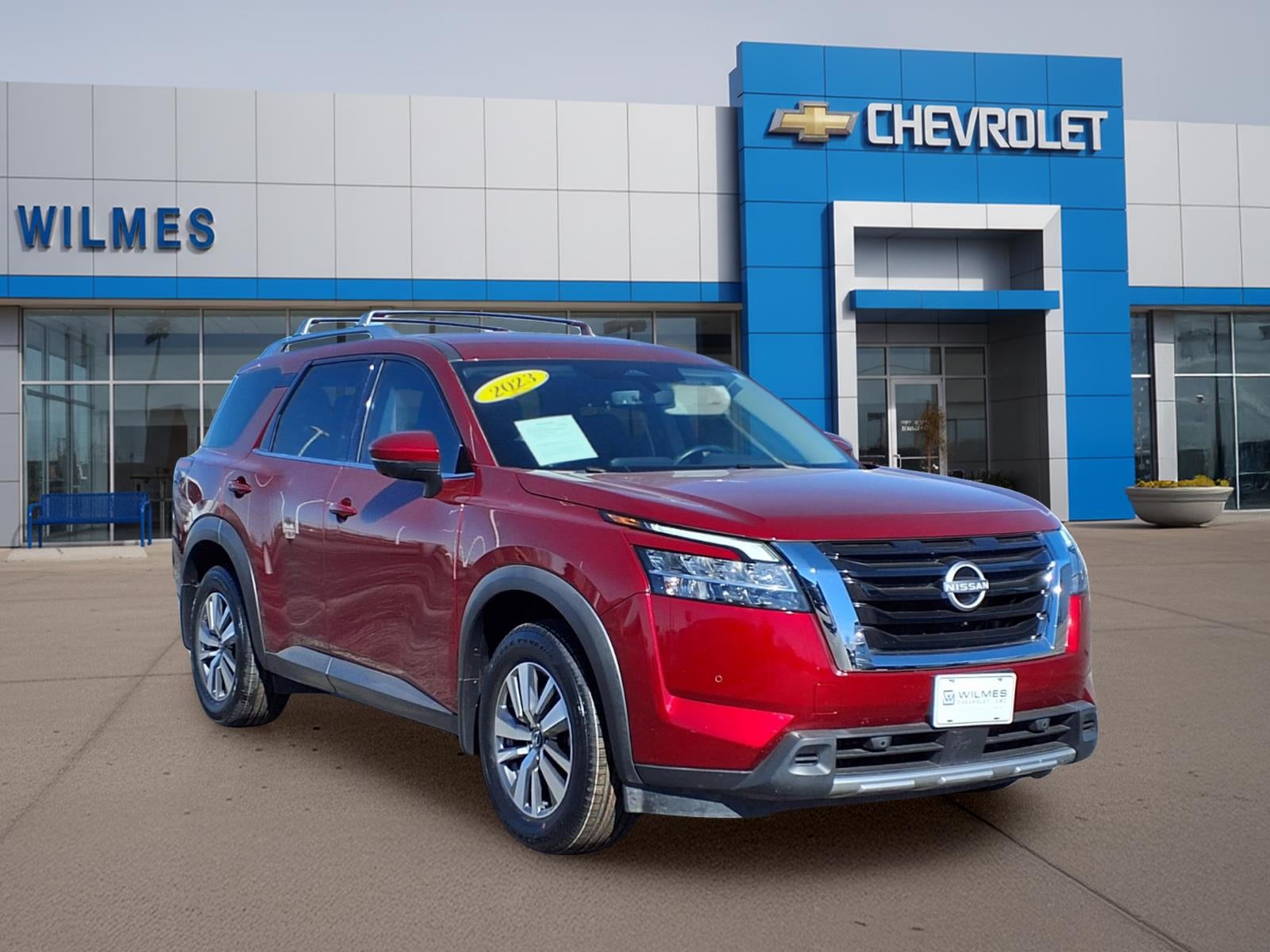 2023 Nissan Pathfinder SL