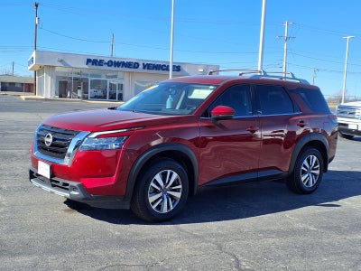 2023 Nissan Pathfinder SL