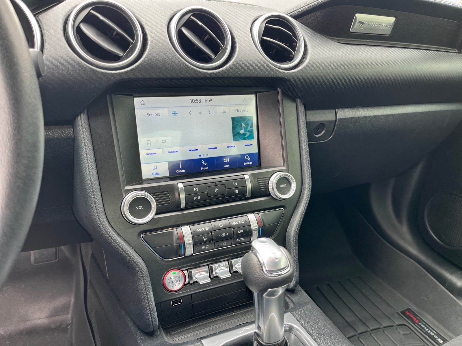 2021 Ford Mustang EcoBoost