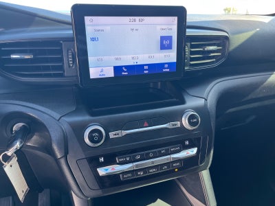 2020 Ford Explorer Base