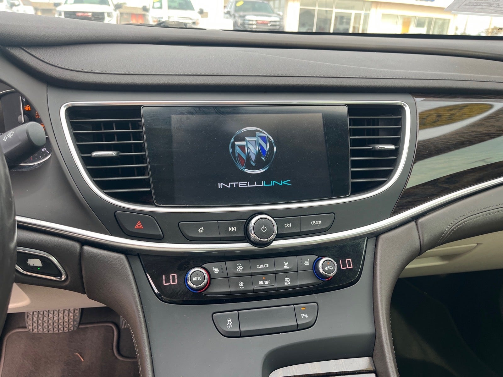 2017 Buick LaCrosse Essence