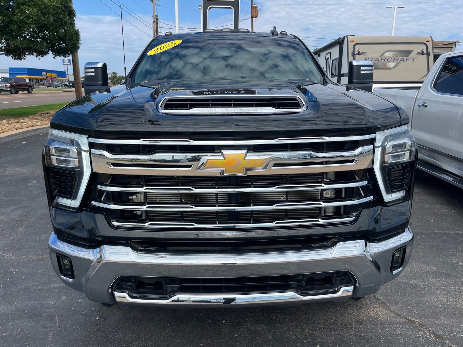 2025 Chevrolet Silverado 3500 HD LTZ DRW
