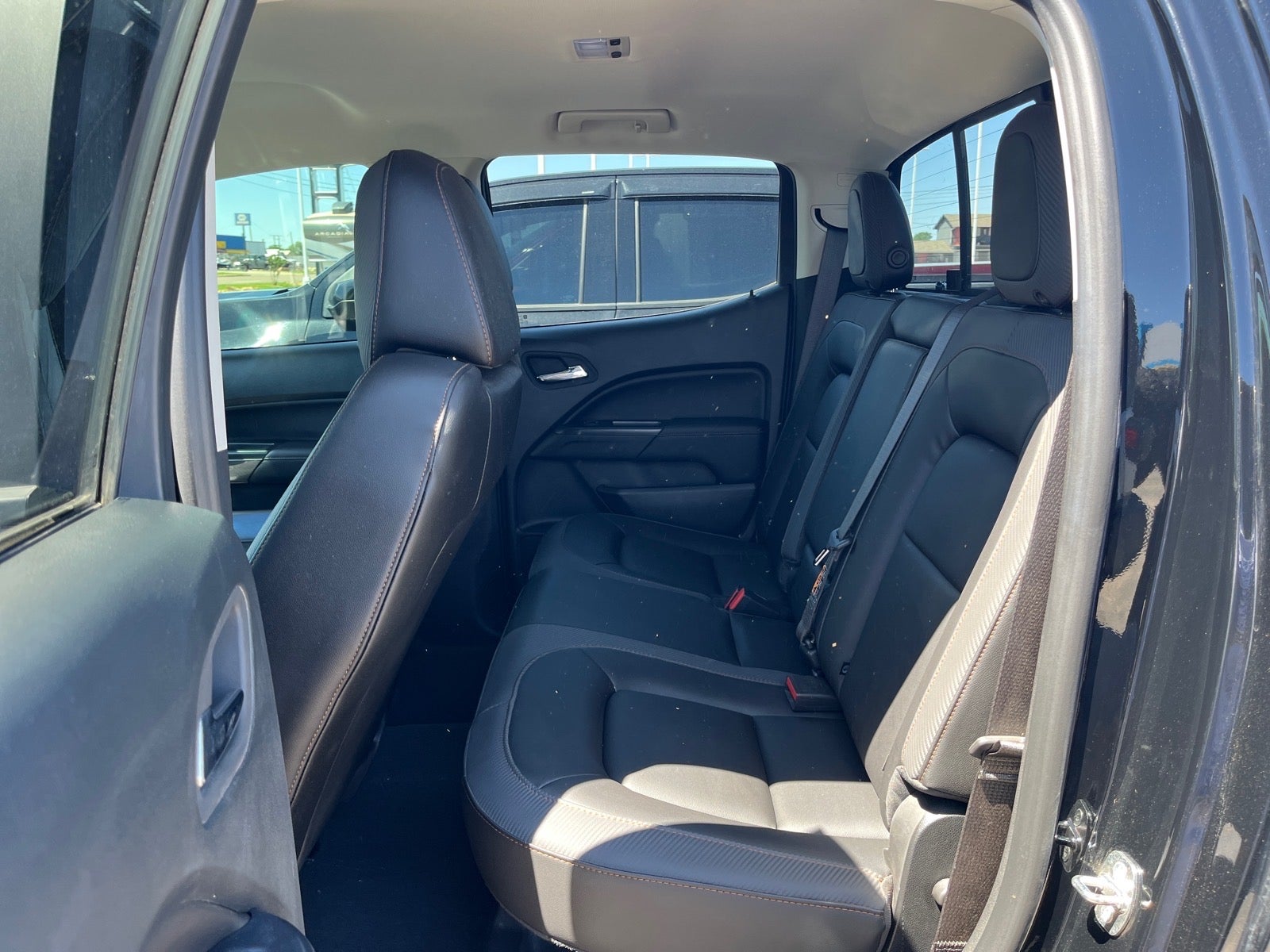 2022 GMC Canyon AT4 - Leather