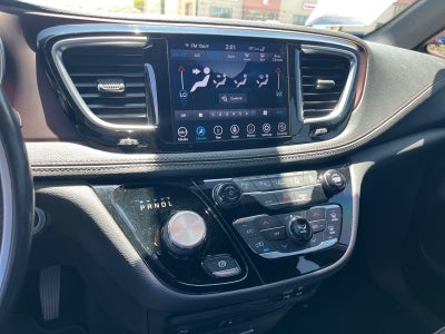 2020 Chrysler Pacifica Limited 35th Anniversary