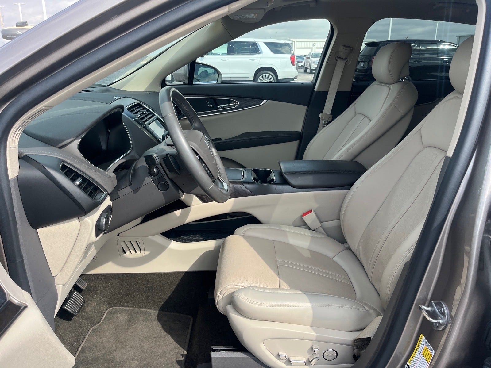 2020 Lincoln Nautilus Reserve