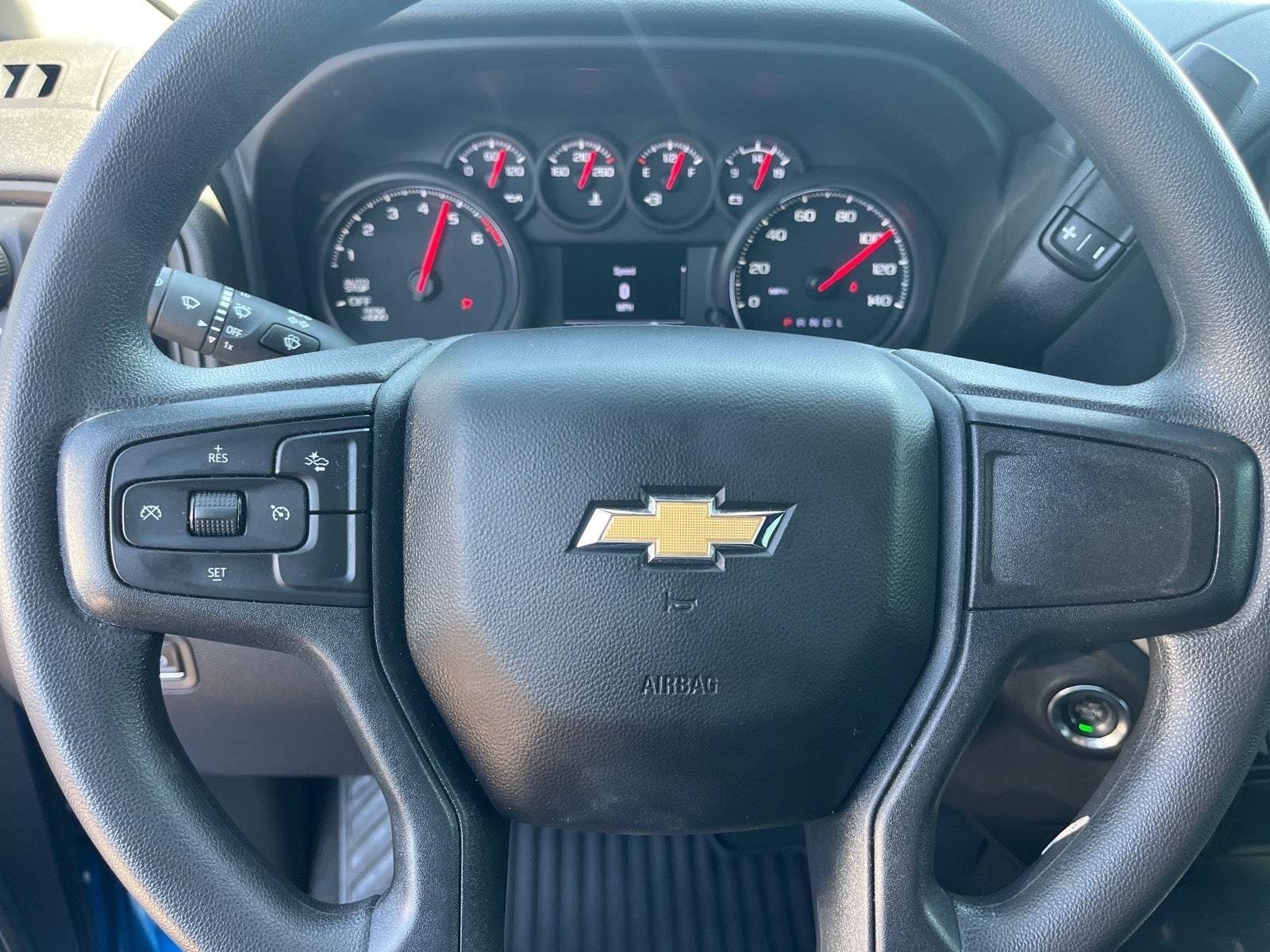 2024 Chevrolet Silverado 1500 Custom