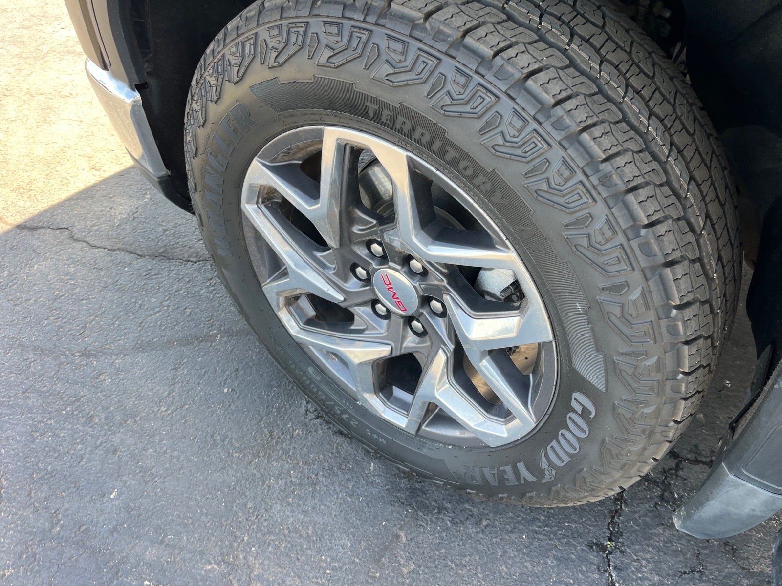 2023 GMC Sierra 1500 SLT