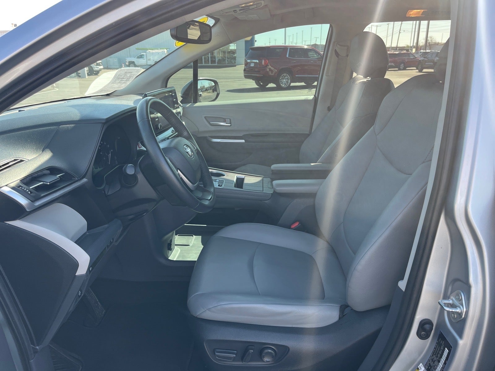 2022 Toyota Sienna XLE