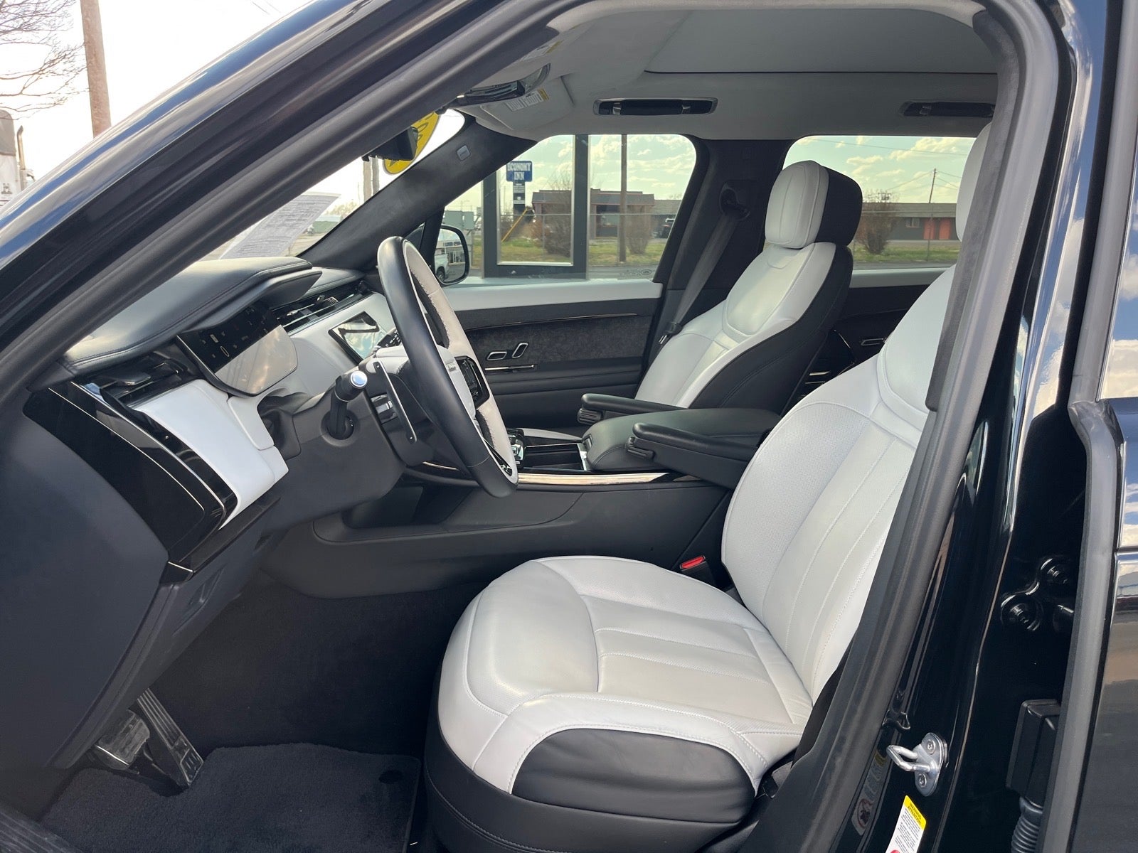 2023 Land Rover Range Rover Sport First Edition